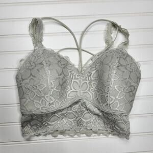 Delicate Lace Bralette with Floral Design